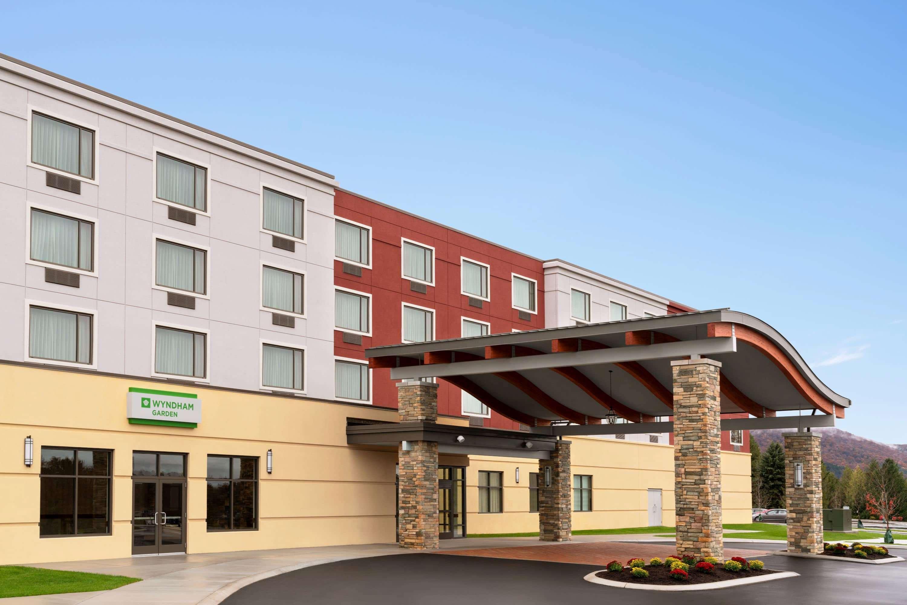 Hotel Wyndham Garden State College Boalsburg Exterior foto